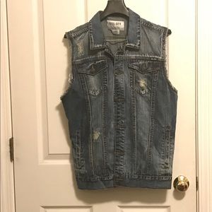 Cut off jean jacket